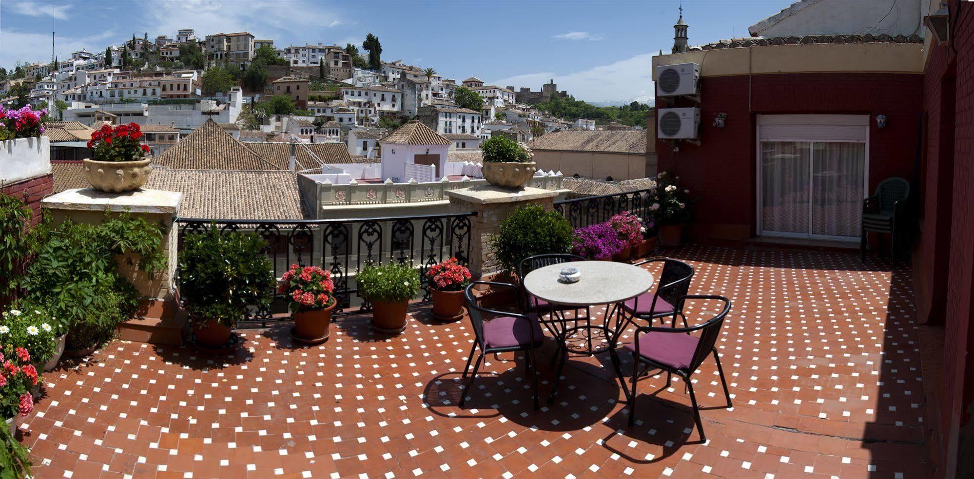 Hostal Londres Granada Exterior foto